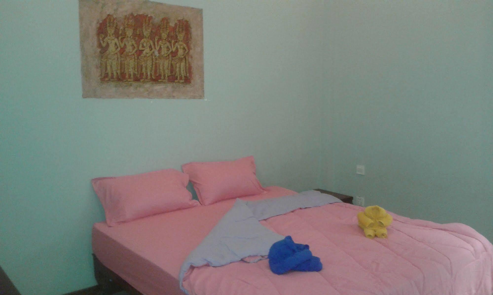 Angkor'S Sunshine Bed & Breakfast เสียมราฐ ภายนอก รูปภาพ