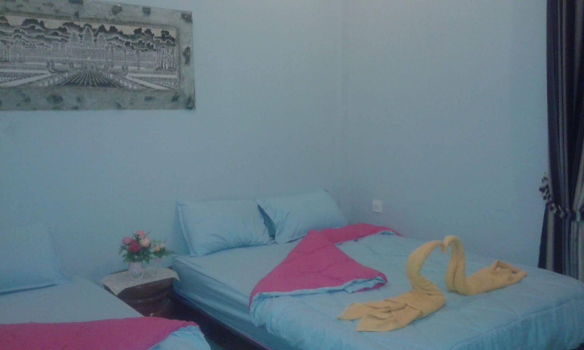 Angkor'S Sunshine Bed & Breakfast เสียมราฐ ภายนอก รูปภาพ